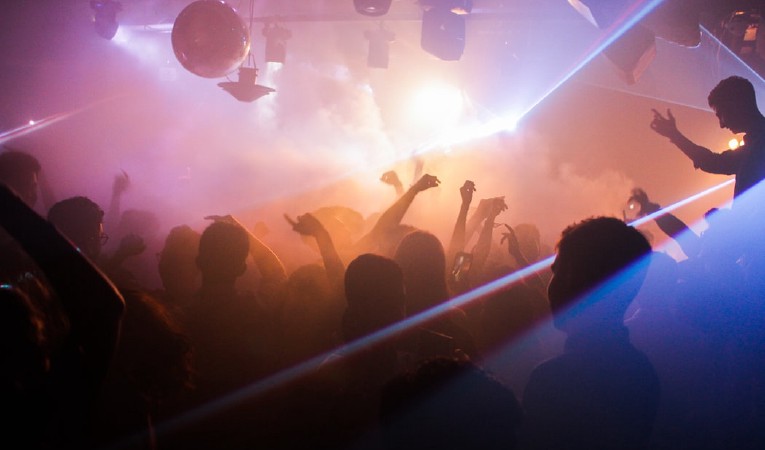 event-image