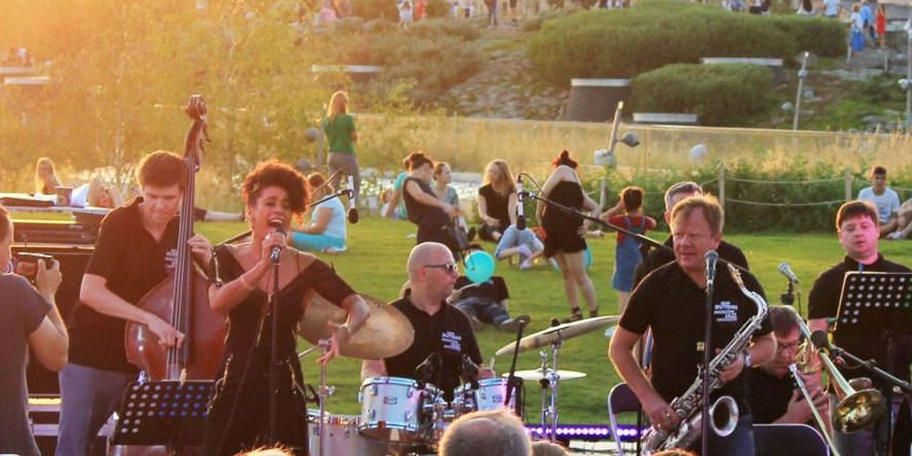 event-image