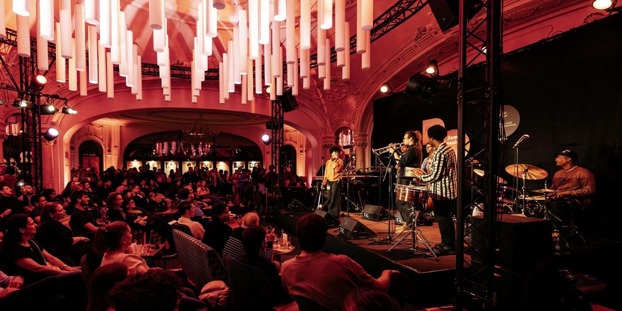 event-image