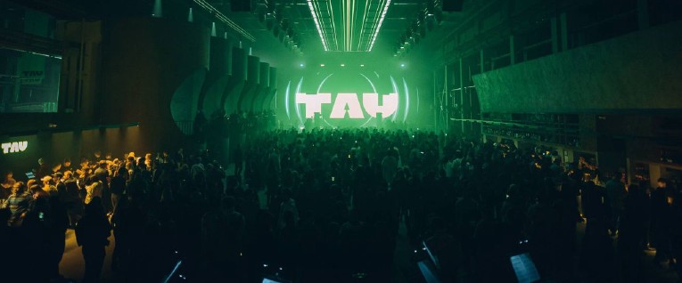 event-image